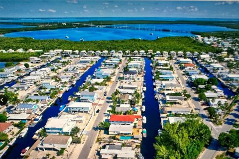 House in Key Largo, Florida 3 bedrooms, 115.94 sq.m. № 1764686 - photo 6