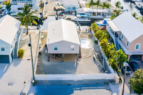 House in Key Largo, Florida 3 bedrooms, 115.94 sq.m. № 1764686 - photo 12