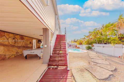 House in Key Largo, Florida 3 bedrooms, 115.94 sq.m. № 1764686 - photo 19