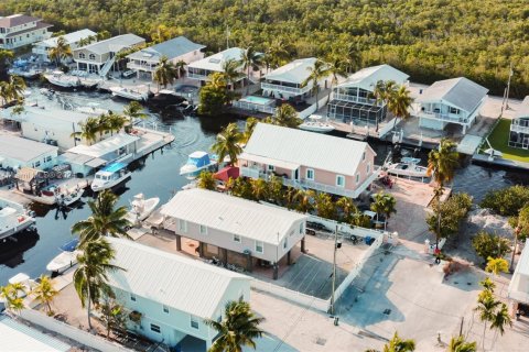 House in Key Largo, Florida 3 bedrooms, 115.94 sq.m. № 1764686 - photo 7
