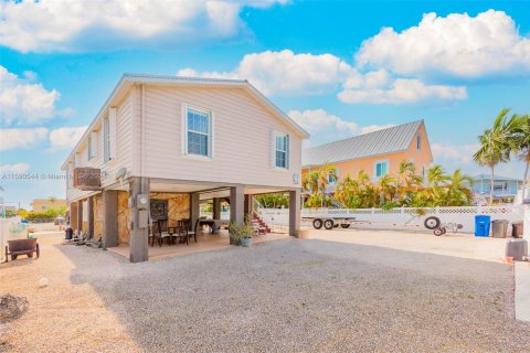 House in Key Largo, Florida 3 bedrooms, 115.94 sq.m. № 1764686 - photo 14