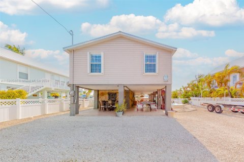 House in Key Largo, Florida 3 bedrooms, 115.94 sq.m. № 1764686 - photo 13