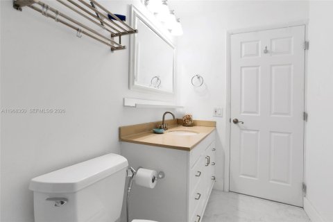 Townhouse in Weston, Florida 2 bedrooms, 94.57 sq.m. № 2031212 - photo 26