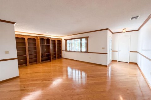 House in Sun City Center, Florida 2 bedrooms, 172.05 sq.m. № 2314365 - photo 6