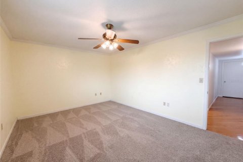House in Sun City Center, Florida 2 bedrooms, 172.05 sq.m. № 2314365 - photo 12