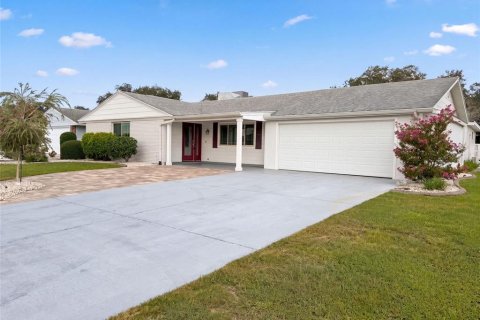 House in Sun City Center, Florida 2 bedrooms, 172.05 sq.m. № 2314365