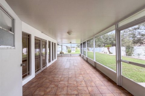 House in Sun City Center, Florida 2 bedrooms, 172.05 sq.m. № 2314365 - photo 25