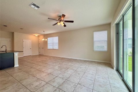 Townhouse in Winter Park, Florida 3 bedrooms, 166.02 sq.m. № 1901508 - photo 15
