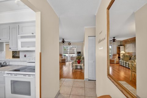 Condo in Boynton Beach, Florida, 2 bedrooms № 2179655 - photo 7