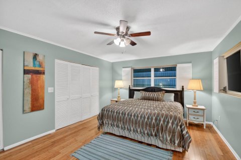 Condo in Boynton Beach, Florida, 2 bedrooms № 2179655 - photo 24