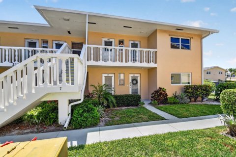Condo in Boynton Beach, Florida, 2 bedrooms  № 2179655