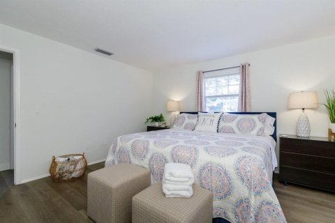 Apartamento en alquiler en Sarasota, Florida, 2 dormitorios, 88.26 m2 № 1247799 - foto 3
