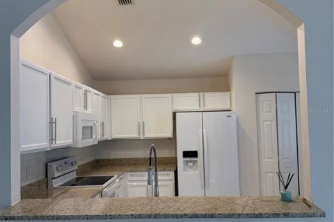 House in Palm Coast, Florida 3 bedrooms, 143.26 sq.m. № 1911354 - photo 10