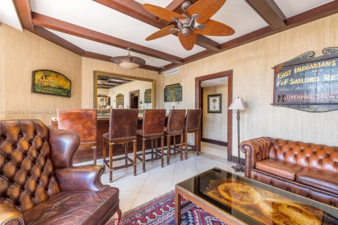Condo in Key Biscayne, Florida, 2 bedrooms  № 1888751 - photo 28