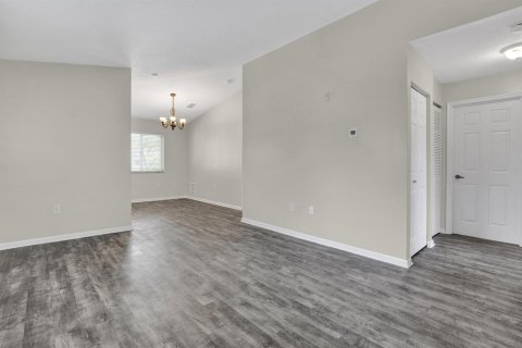 Condominio en alquiler en West Palm Beach, Florida, 3 dormitorios, 109.25 m2 № 2085688 - foto 23