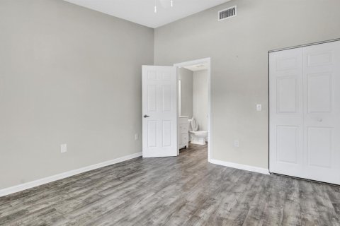 Condominio en alquiler en West Palm Beach, Florida, 3 dormitorios, 109.25 m2 № 2085688 - foto 10
