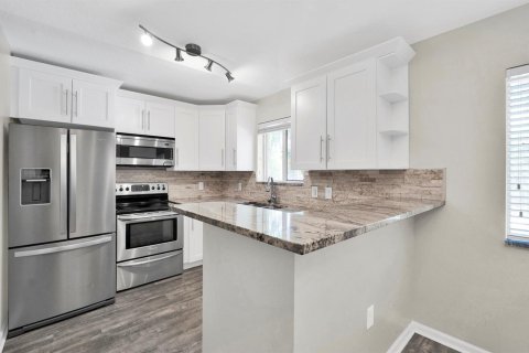 Condominio en alquiler en West Palm Beach, Florida, 3 dormitorios, 109.25 m2 № 2085688 - foto 6