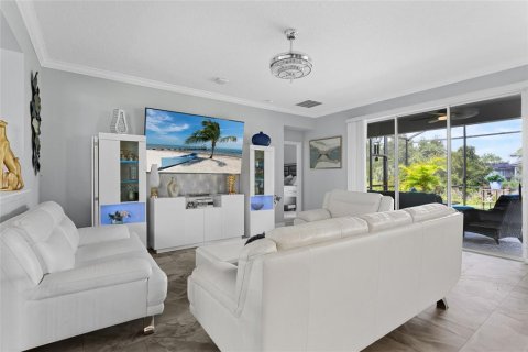 Casa en venta en Davenport, Florida, 4 dormitorios, 241.55 m2 № 2196463 - foto 8