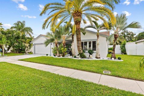 Villa ou maison à vendre à Davie, Floride: 4 chambres, 202.34 m2 № 2414716 - photo 2