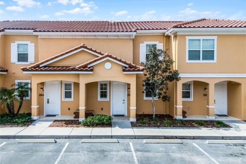 Adosado en venta en Kissimmee, Florida, 2 dormitorios, 125.42 m2 № 1541253 - foto 1