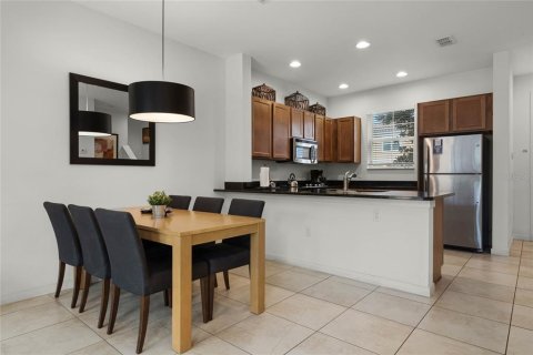Adosado en venta en Kissimmee, Florida, 2 dormitorios, 125.42 m2 № 1541253 - foto 11