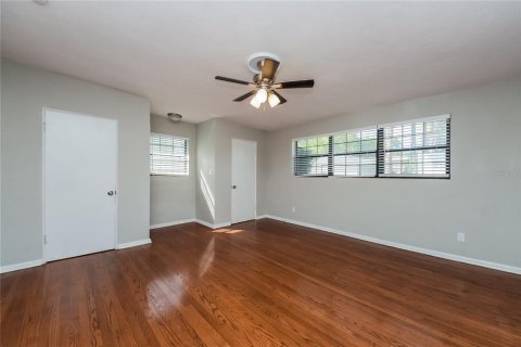 Casa en alquiler en Winter Park, Florida, 4 dormitorios, 183.02 m2 № 1899341 - foto 8