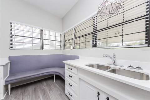 Casa en alquiler en Winter Park, Florida, 4 dormitorios, 183.02 m2 № 1899341 - foto 6