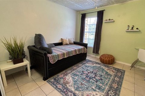 Condominio en alquiler en Saint Petersburg, Florida, 2 dormitorios, 78.78 m2 № 1911230 - foto 21