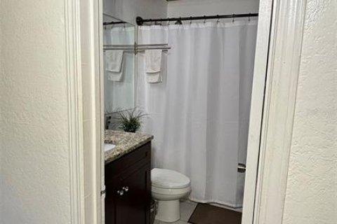 Condominio en alquiler en Saint Petersburg, Florida, 2 dormitorios, 78.78 m2 № 1911230 - foto 13