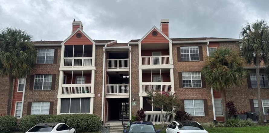Condominio en Saint Petersburg, Florida, 2 dormitorios № 1911230