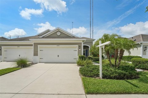 Villa ou maison à louer à Fish Hawk, Floride: 2 chambres, 141.68 m2 № 1870919 - photo 3