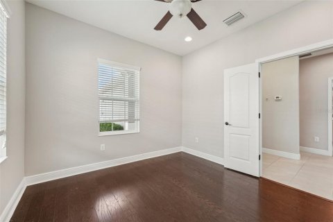 Villa ou maison à louer à Fish Hawk, Floride: 2 chambres, 141.68 m2 № 1870919 - photo 23