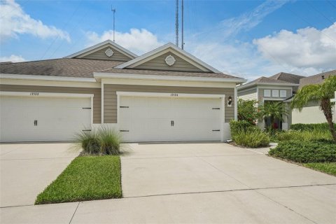 Villa ou maison à louer à Fish Hawk, Floride: 2 chambres, 141.68 m2 № 1870919 - photo 4