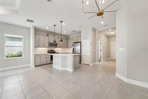 Villa ou maison à louer à Fish Hawk, Floride: 2 chambres, 141.68 m2 № 1870919 - photo 15