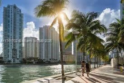 Condominio en venta en Miami, Florida, 2 dormitorios, 113.99 m2 № 1726781 - foto 26