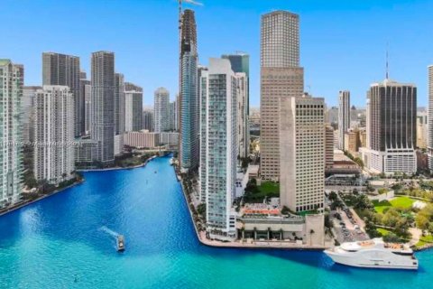 Condominio en venta en Miami, Florida, 2 dormitorios, 113.99 m2 № 1726781 - foto 1