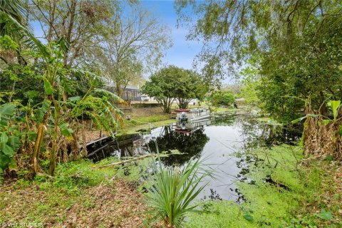 Casa en venta en Fruitland Park, Florida, 3 dormitorios, 136.66 m2 № 1549950 - foto 5