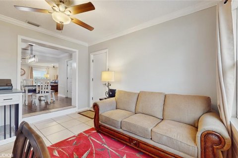 Casa en venta en Fruitland Park, Florida, 3 dormitorios, 136.66 m2 № 1549950 - foto 23