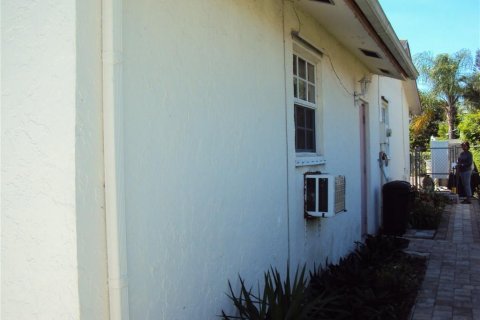 Propiedad comercial en alquiler en Boca Raton, Florida, 1 dormitorio, 127.65 m2 № 2083803 - foto 8