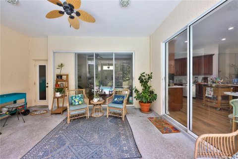 House in Winter Springs, Florida 5 bedrooms, 269.32 sq.m. № 1789153 - photo 10