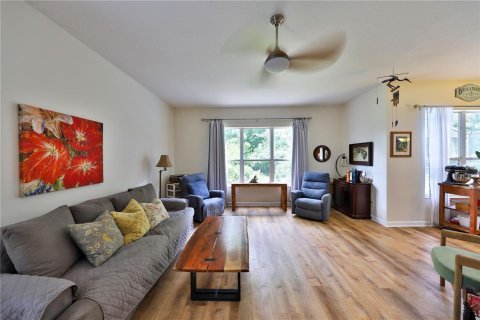 House in Winter Springs, Florida 5 bedrooms, 269.32 sq.m. № 1789153 - photo 7