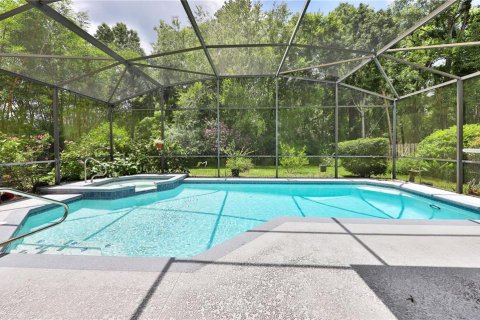 House in Winter Springs, Florida 5 bedrooms, 269.32 sq.m. № 1789153 - photo 2