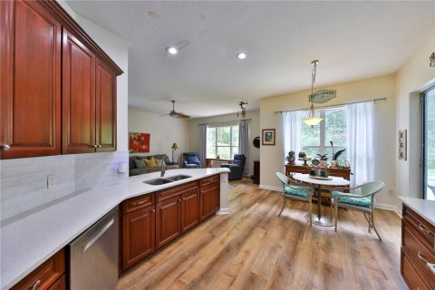 House in Winter Springs, Florida 5 bedrooms, 269.32 sq.m. № 1789153 - photo 5