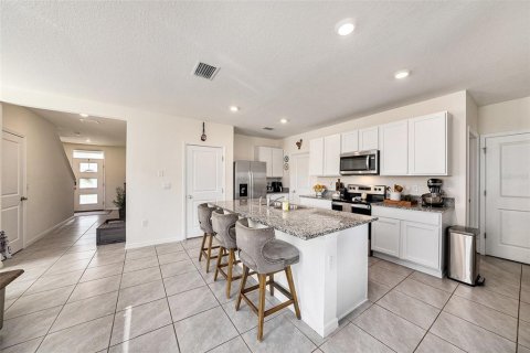 House in Plant City, Florida 5 bedrooms, 227.33 sq.m. № 1803305 - photo 9