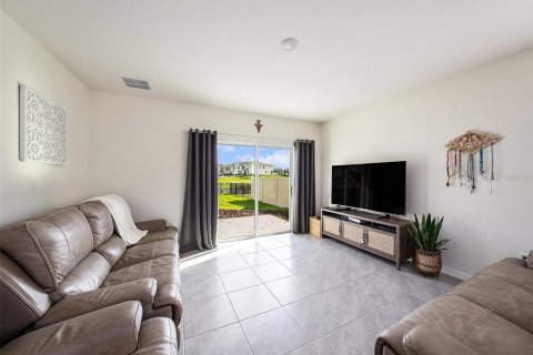 House in Plant City, Florida 5 bedrooms, 227.33 sq.m. № 1803305 - photo 5