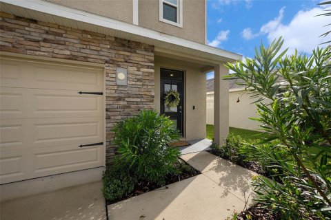 House in Plant City, Florida 5 bedrooms, 227.33 sq.m. № 1803305 - photo 2