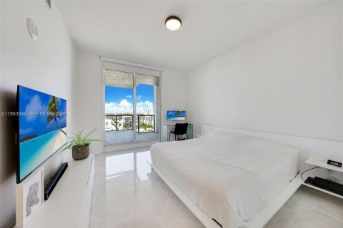 Condominio en alquiler en Fort Lauderdale, Florida, 1 dormitorio, 76.74 m2 № 2026732 - foto 10