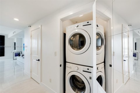 Condominio en alquiler en Fort Lauderdale, Florida, 1 dormitorio, 76.74 m2 № 2026732 - foto 14