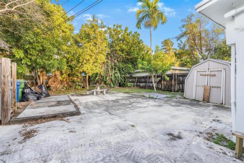 Immobilier commercial à vendre à Fort Lauderdale, Floride: 137.87 m2 № 1472715 - photo 23