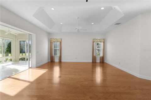 Casa en venta en The Villages, Florida, 3 dormitorios, 322 m2 № 1548315 - foto 12
